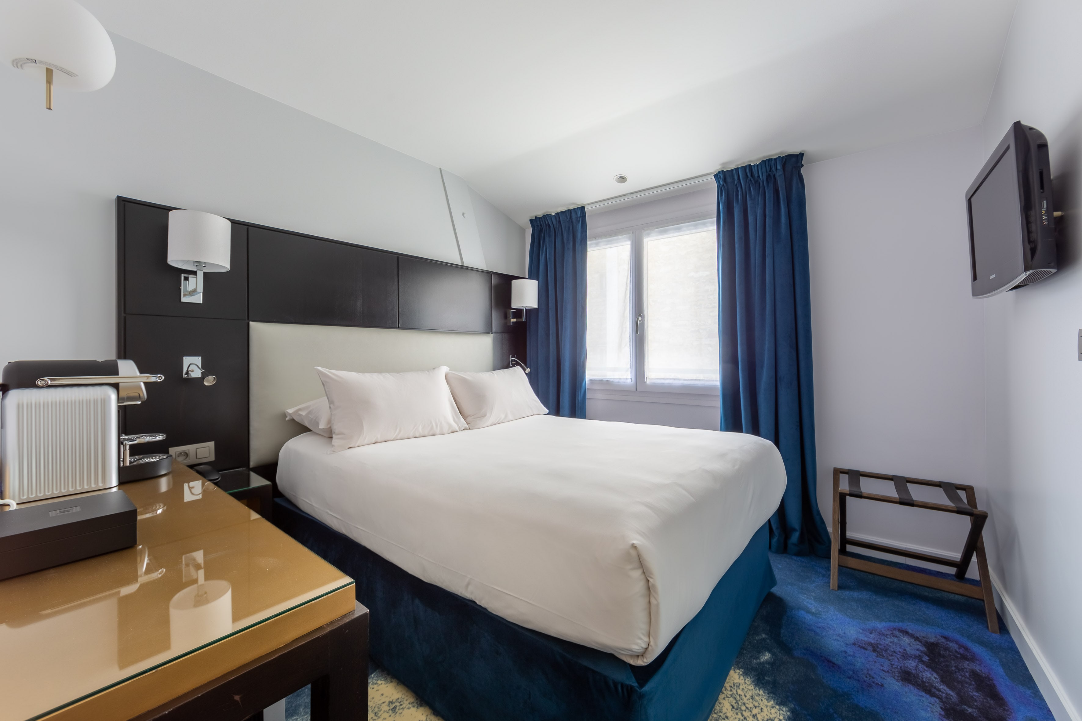 Single Room Hotel One Person 75015 Paris Montparnasse